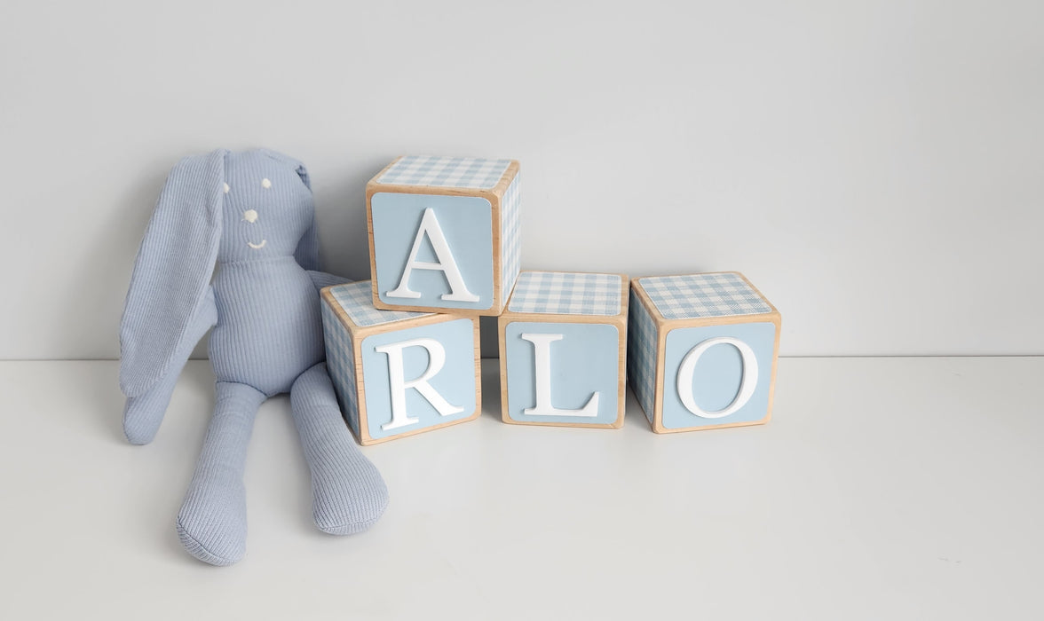 BABY BLUE GINGHAM WOODEN BLOCKS 7CM