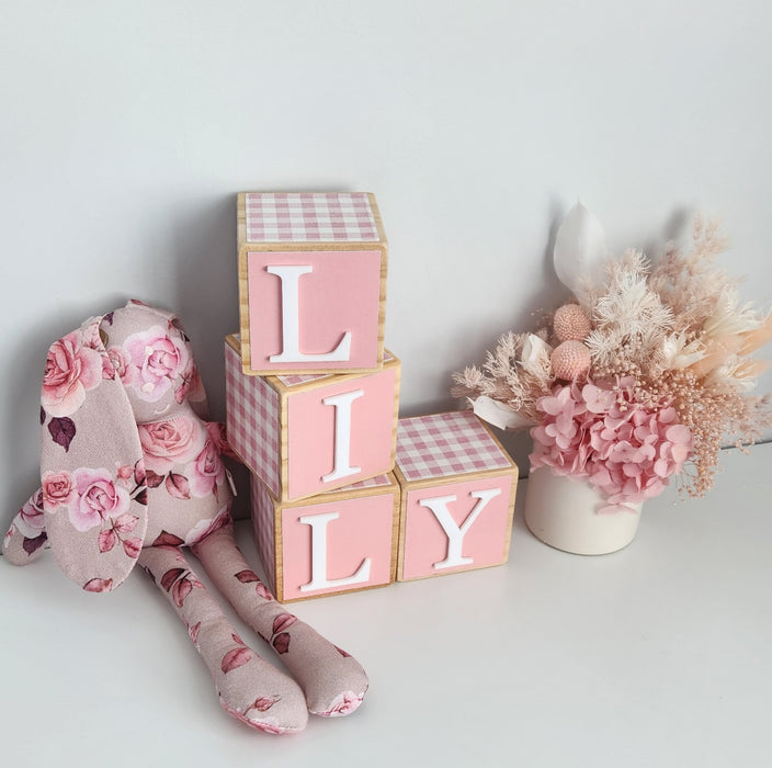 BABY PINK GINGHAM WOODEN BLOCKS 7CM